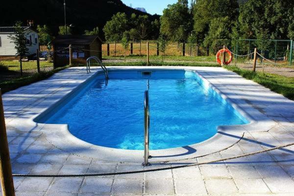 Hostel Backpacker Solopuent Castiello de Jaca Extérieur photo